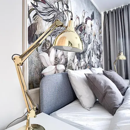 Apartament Pod Zurawiami Na Saskiej * 바르샤바